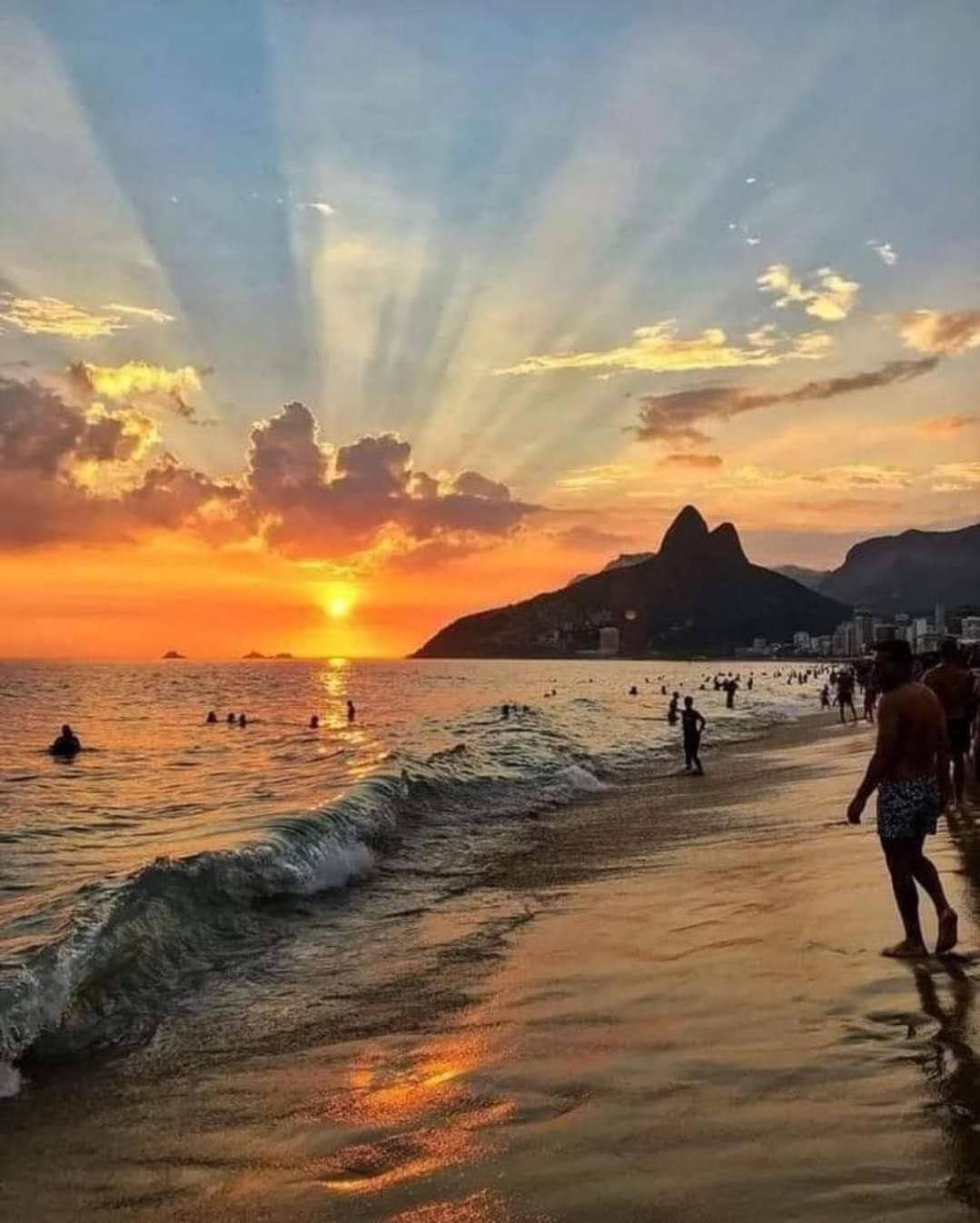 Dos Mestres * Cabo Frío