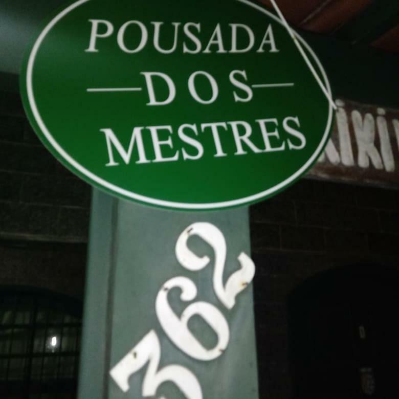 Dos Mestres *